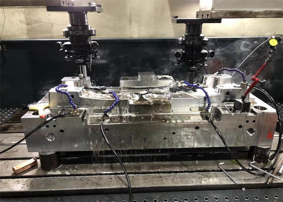 NAK80 S136 Hot Cold Runner Molding Core geanodiseerde spuitgietcomponenten